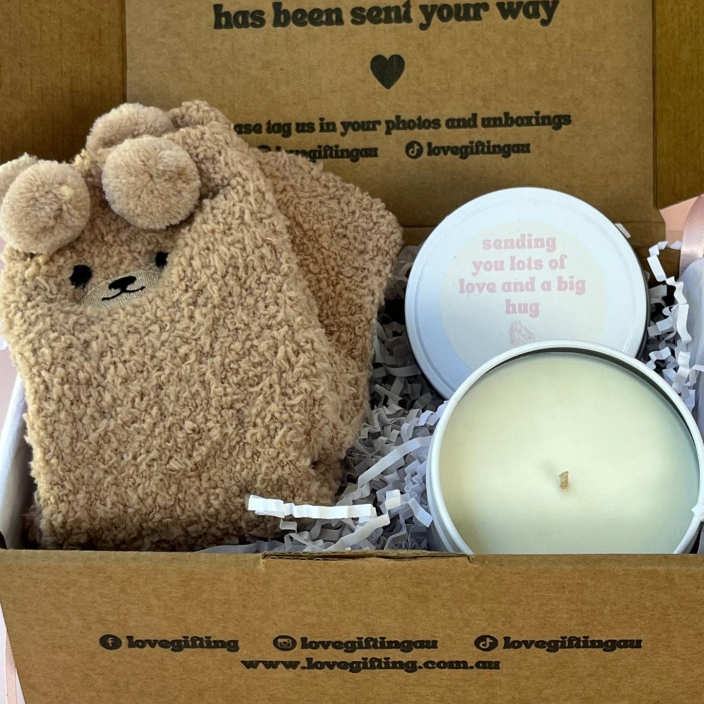 Australia gift box with candle and bear socks