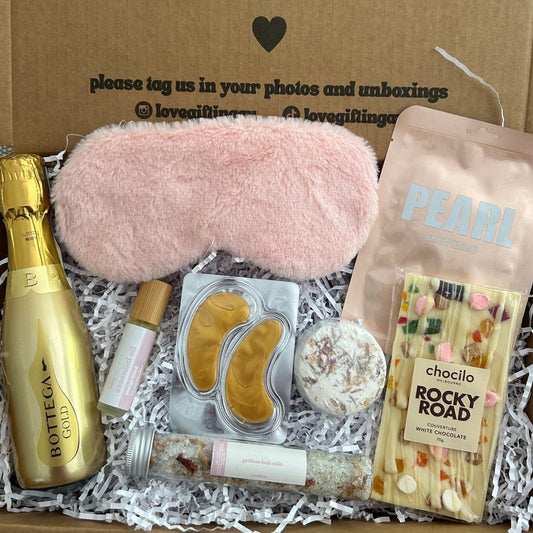 Luxury pamper gift box Australia. Premium Prosecco Spa.